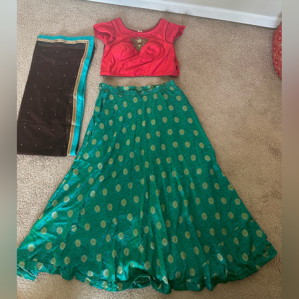 Chaniya choli / lehenga